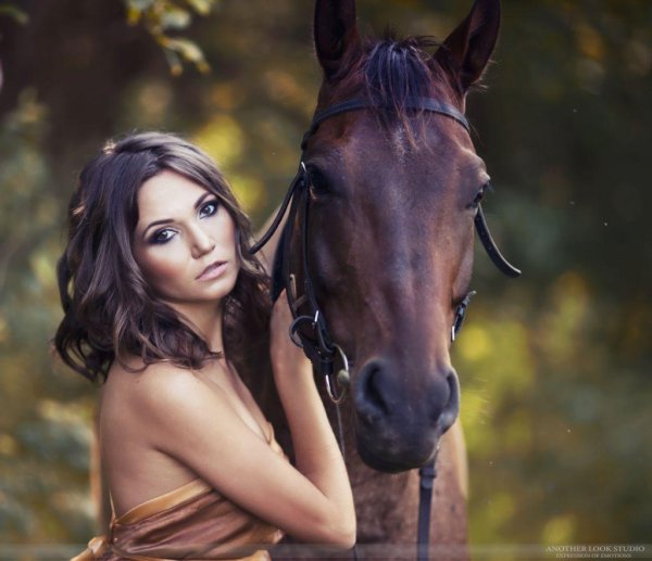 Девушка на коне