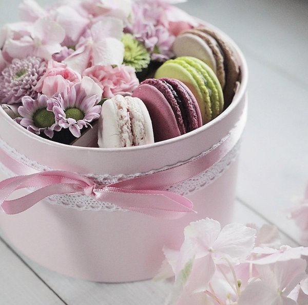 букет с макарони