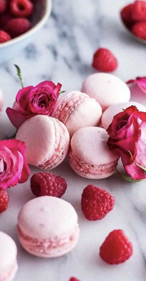 розовые вкусняшки