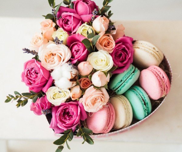 букет со сладостями