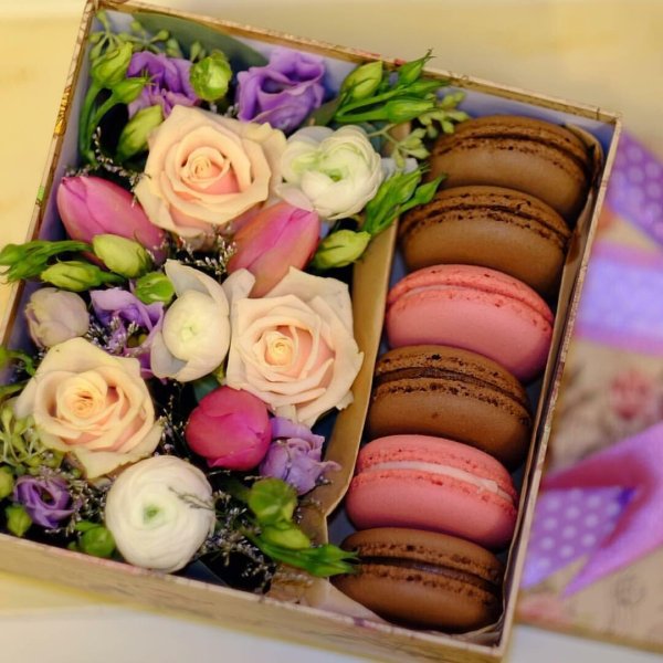 коробочка с цветами