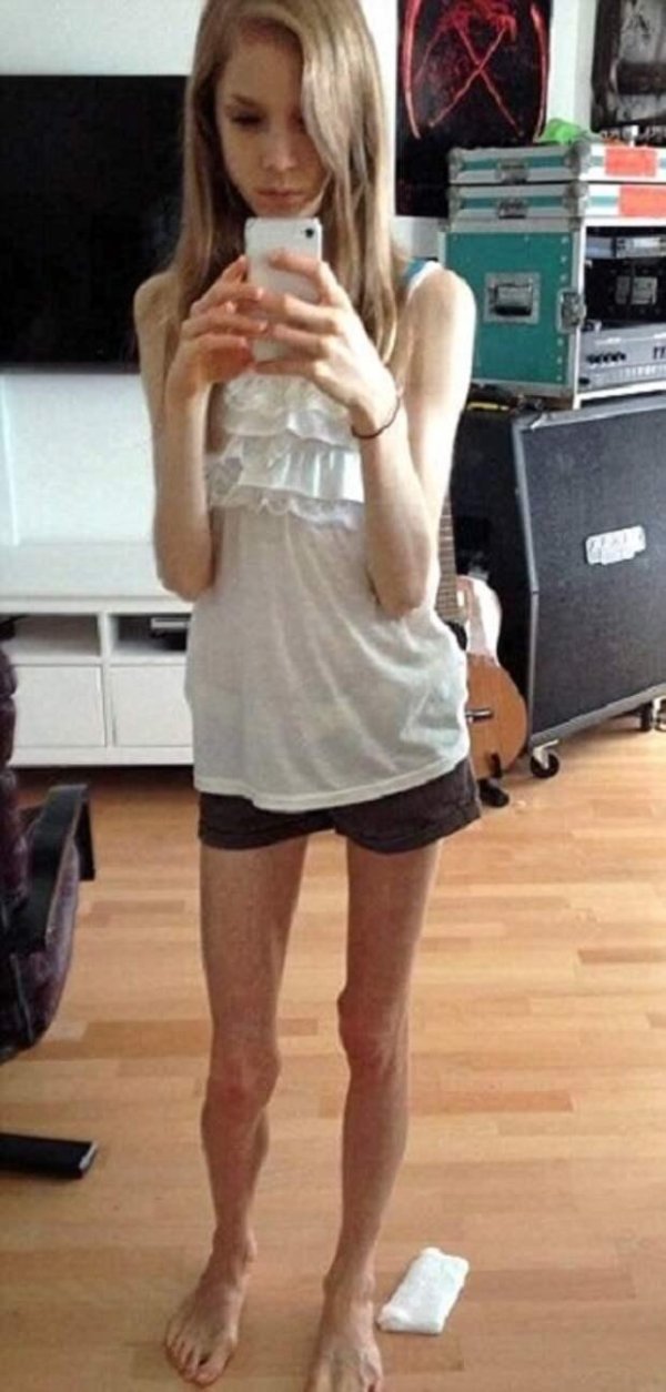 С худыми девушками