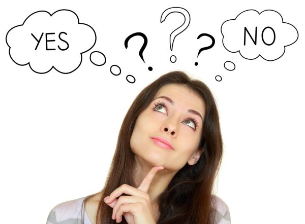 С девушка думает