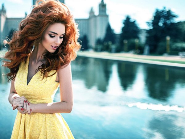 С рыжеволосыми девушками