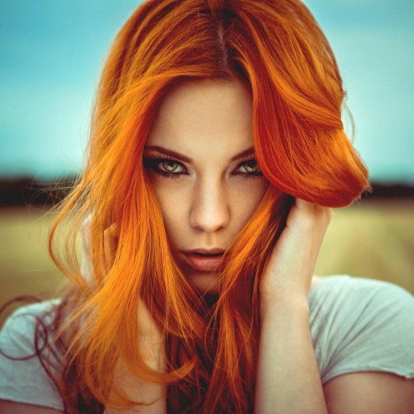 С рыжеволосыми девушками