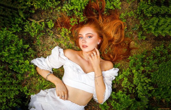 С рыжеволосыми девушками