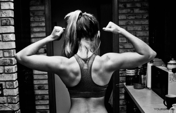 С девушками спортсменками