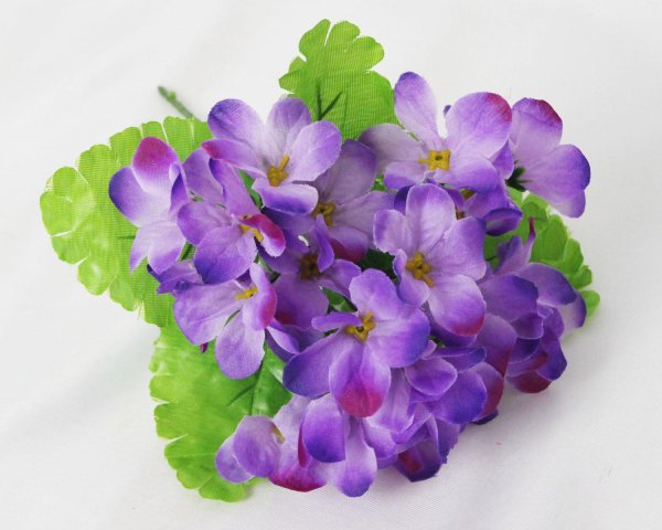 искусственное цветы фиалки