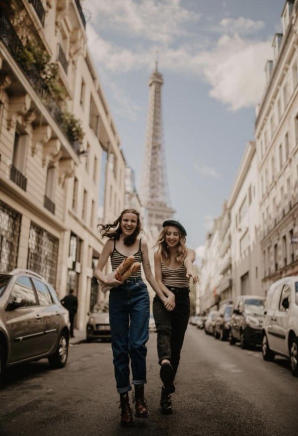 Париж и девушка