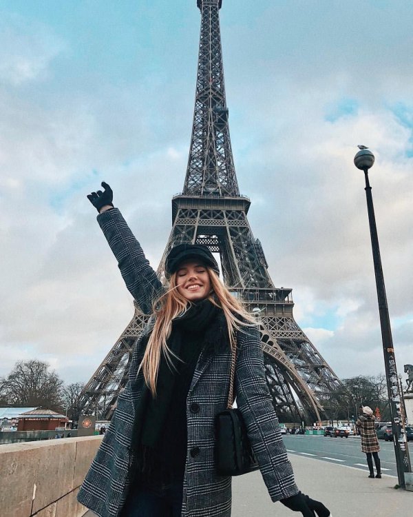 Париж и девушка