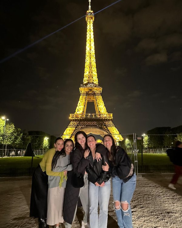 Париж и девушка