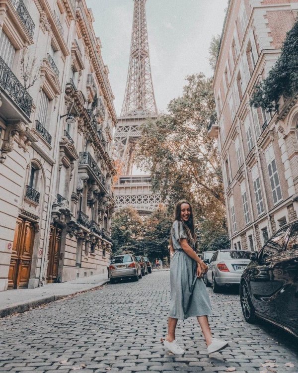 Париж и девушка