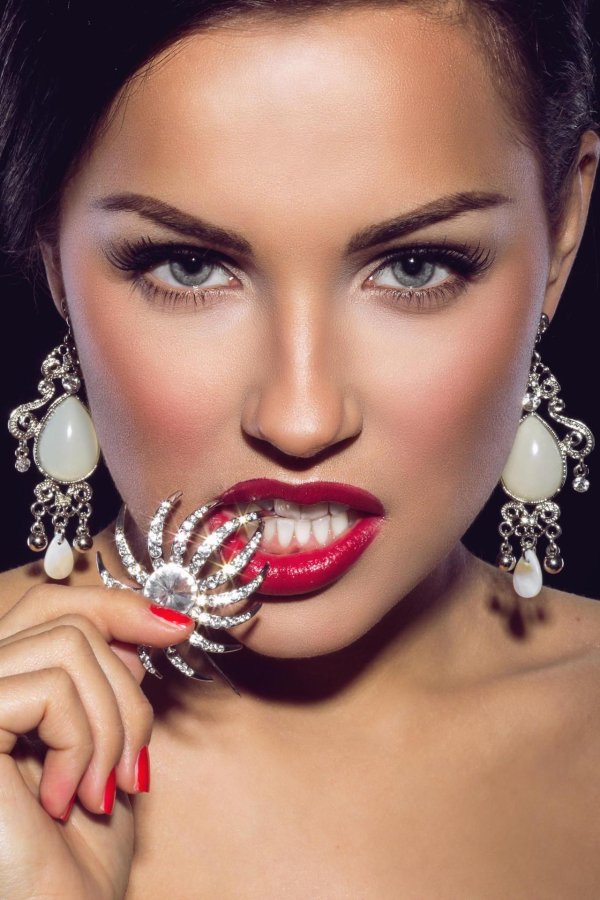 Гламурные с девушками