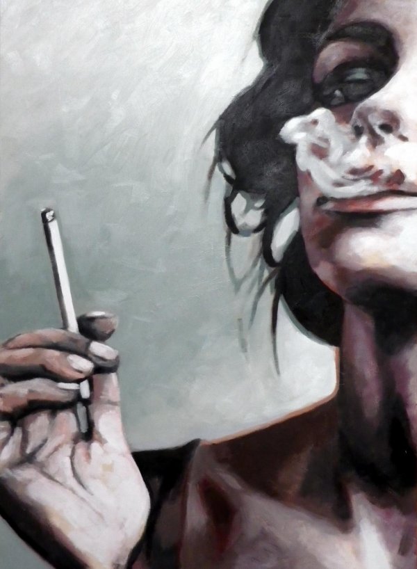 Девушка с сигаретой