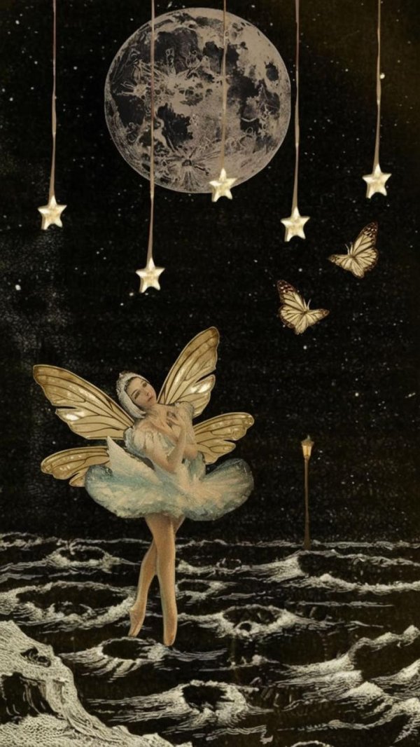 Девушка на месяце