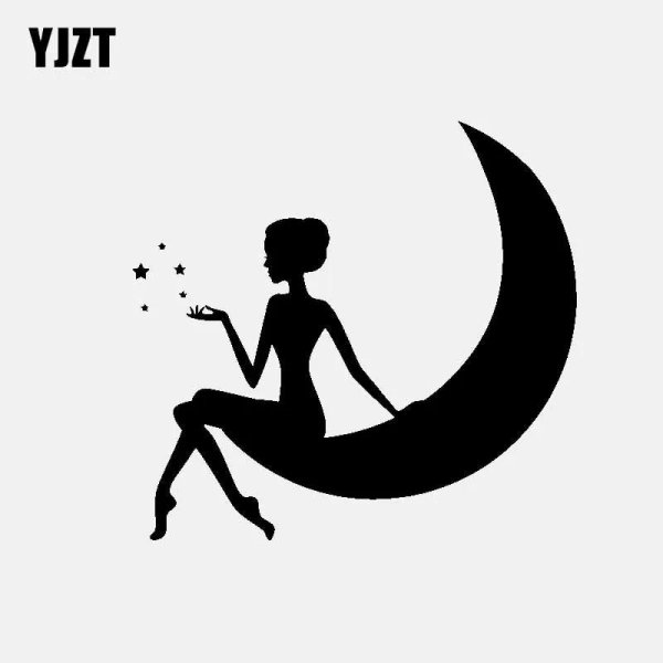 Девушка на месяце