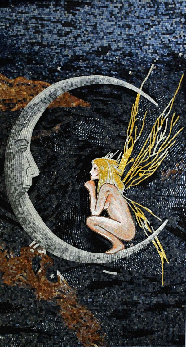 Девушка на месяце