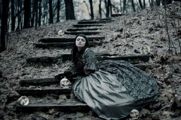 С девушками готика