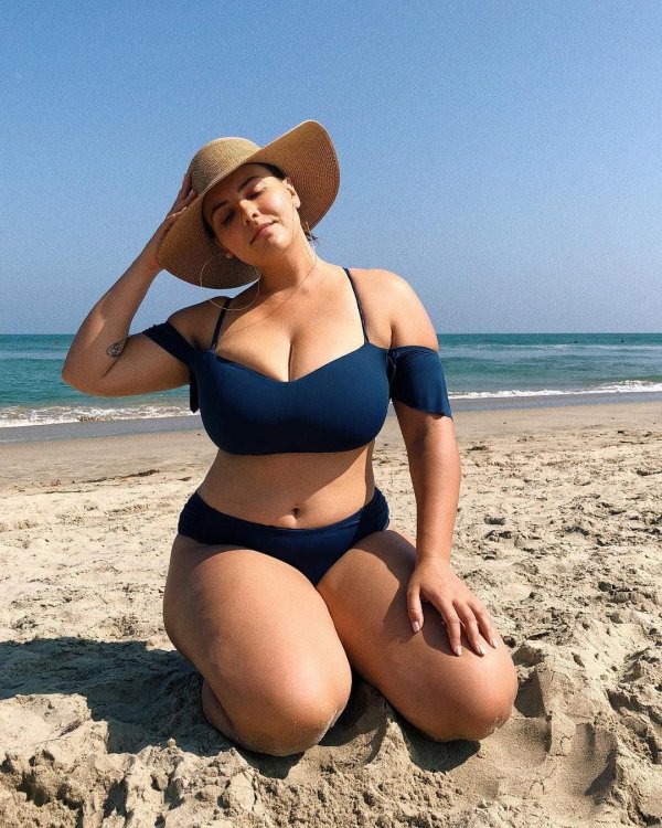 С пухлыми девушками