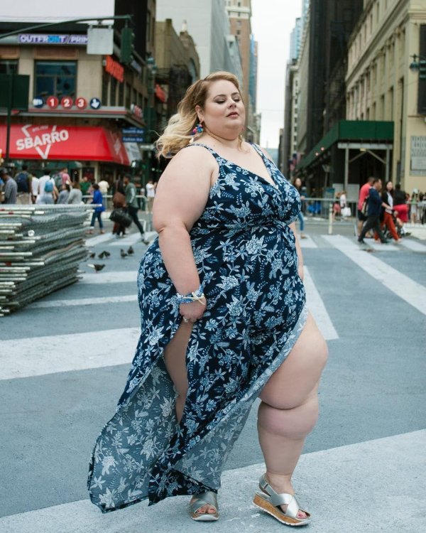 С пухлыми девушками