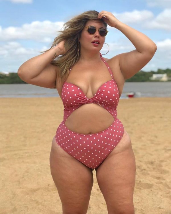 С пухлыми девушками