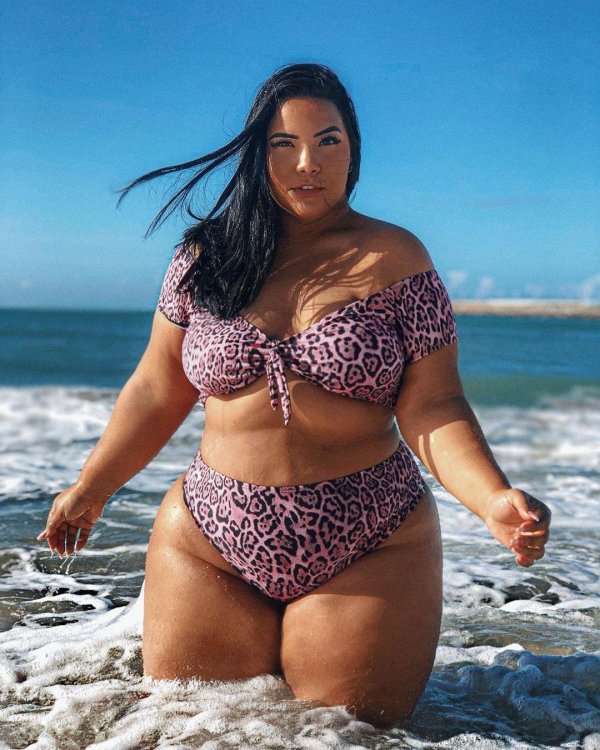 С пухлыми девушками