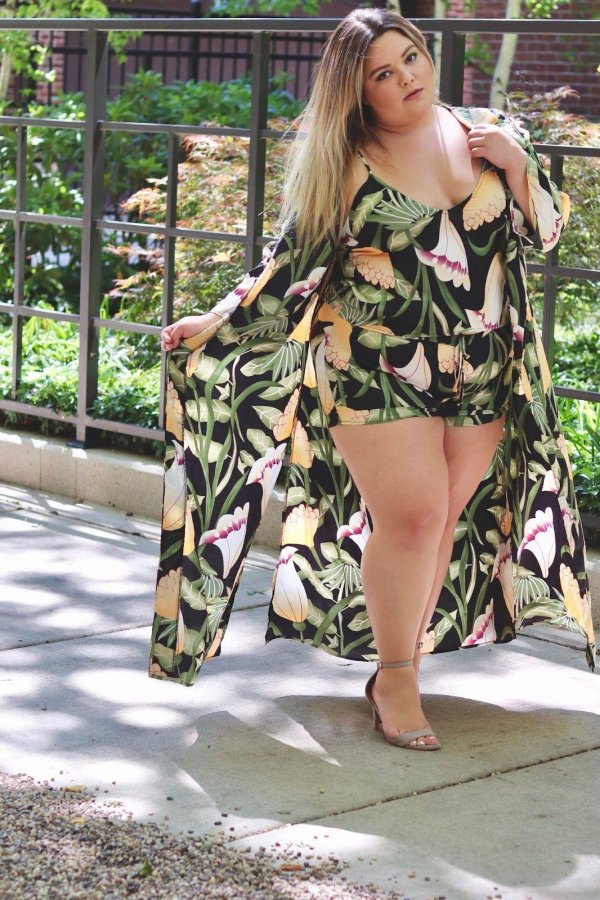 С пухлыми девушками