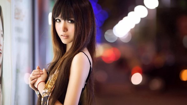 С девушками японками