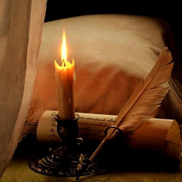 Девушка и свеча