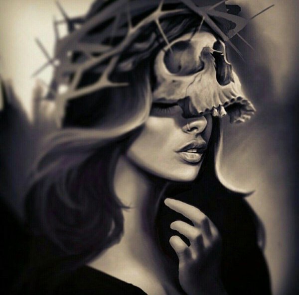 Девушка и череп