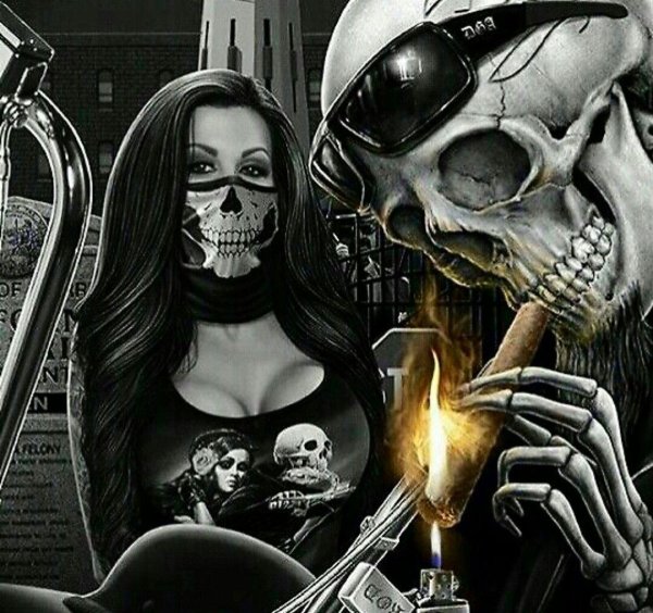 Девушка и череп