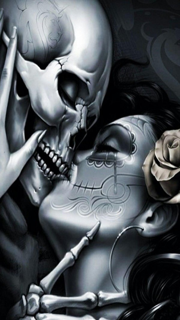 Девушка и череп