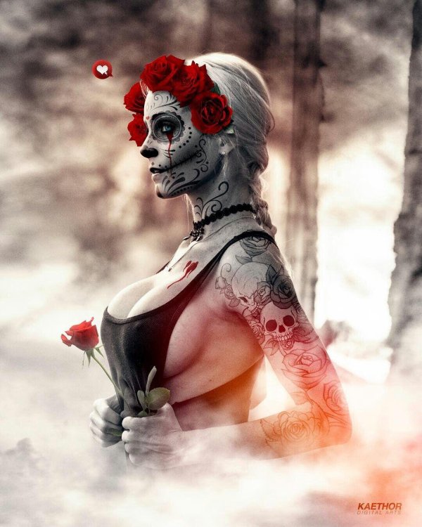 Девушка и череп