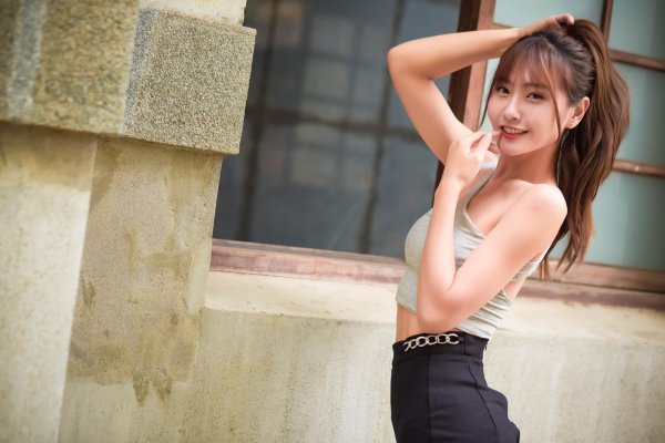 Девушка из азии