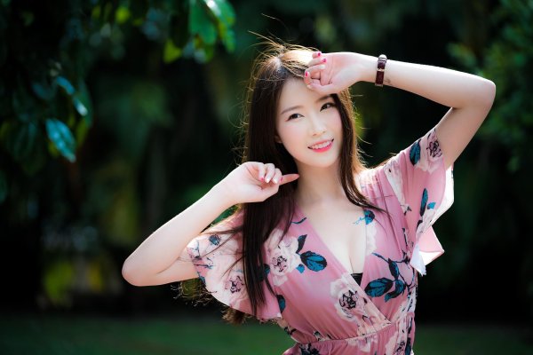 Девушка из азии