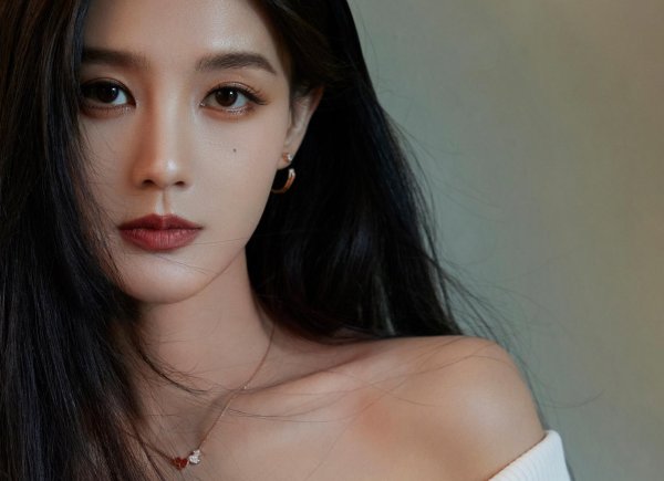 Девушка из азии