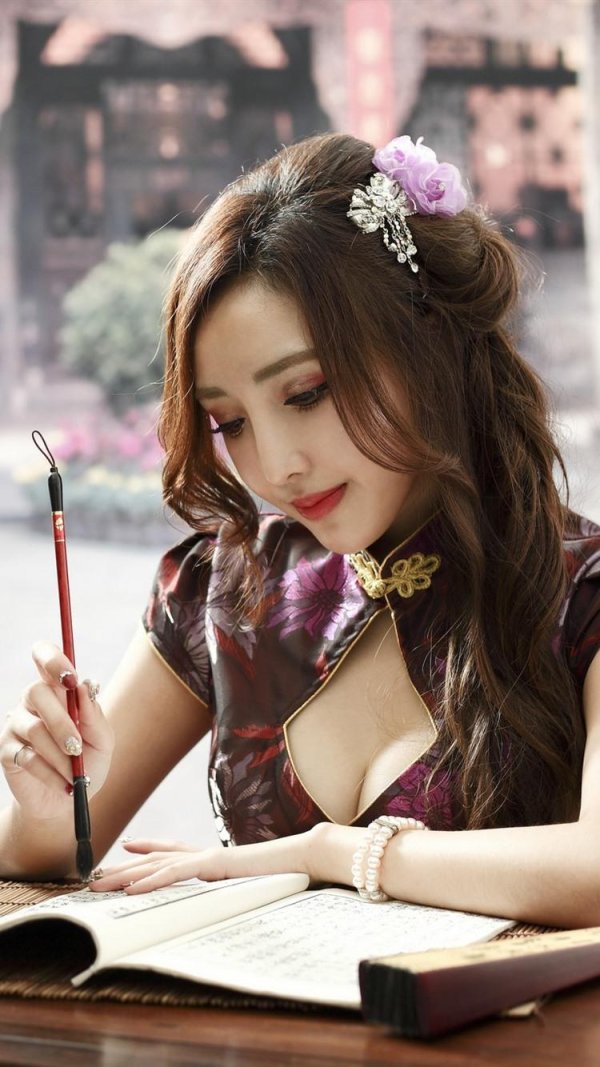 Девушка из азии