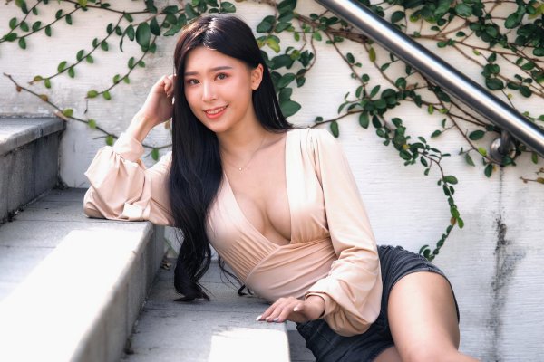 Девушка из азии