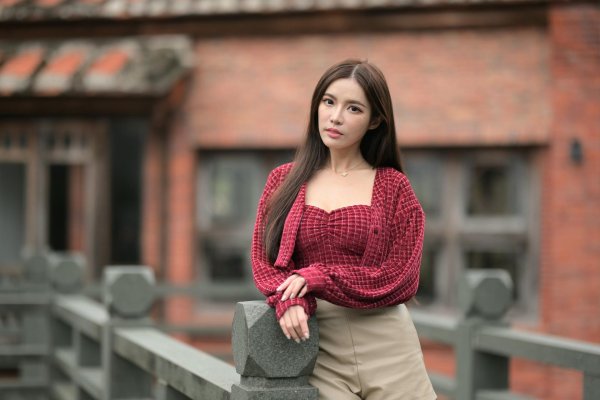 Девушка из азии