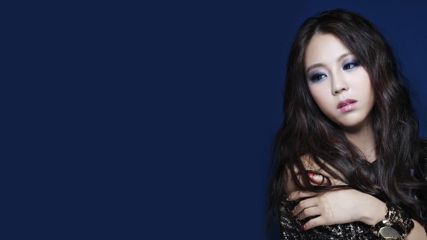 Девушка из азии