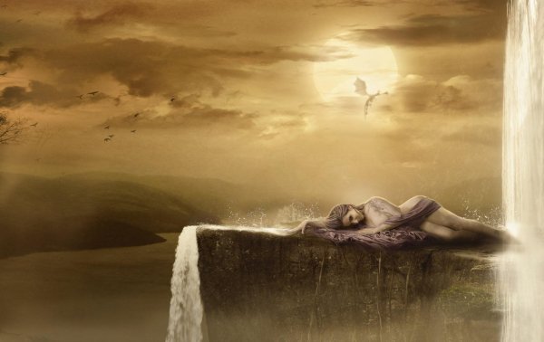 Девушка на обрыве