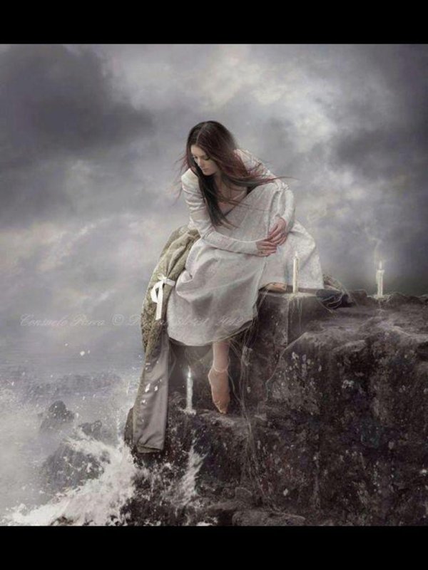 Девушка на обрыве