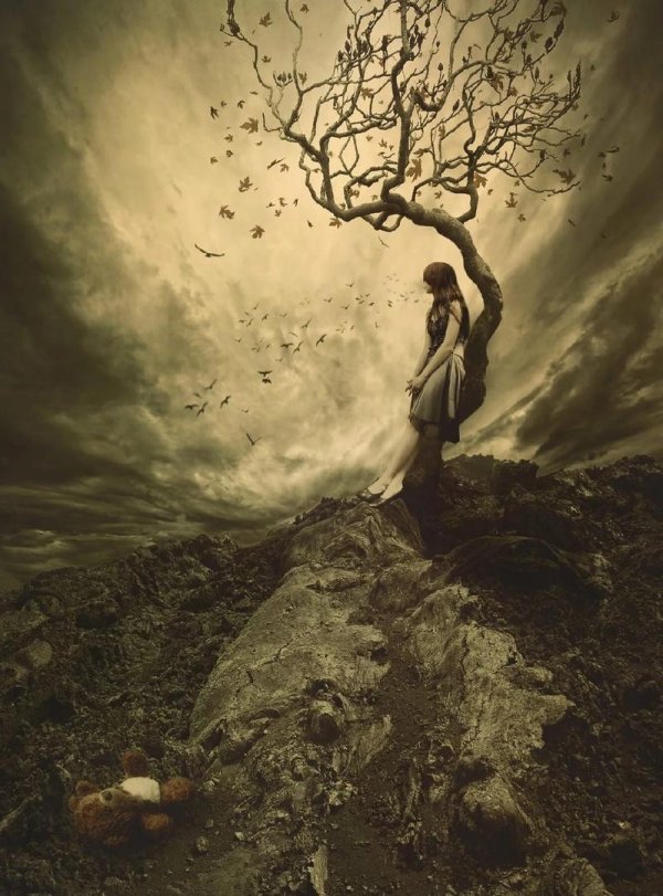 Девушка на обрыве