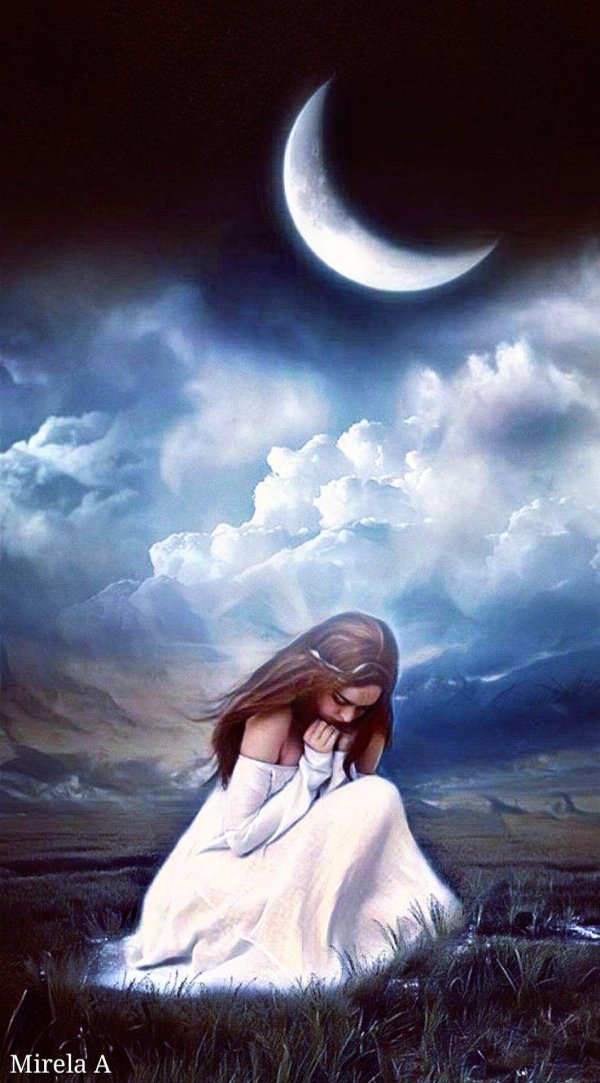 Девушка под луной