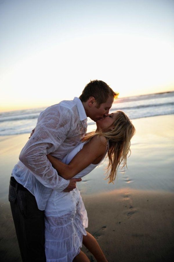 Парень девушка блондинка