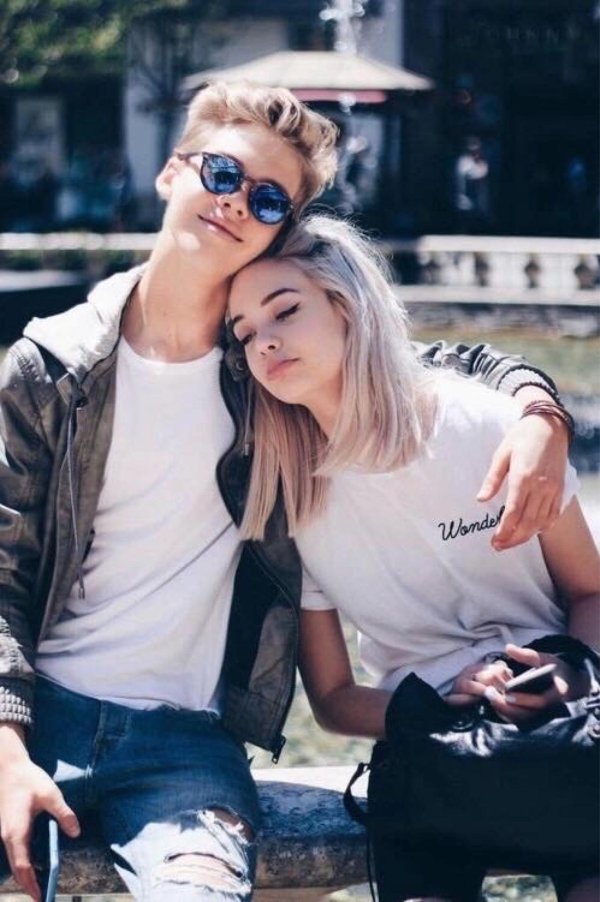 Парень девушка блондинка