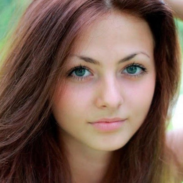 Девушка 16 летния