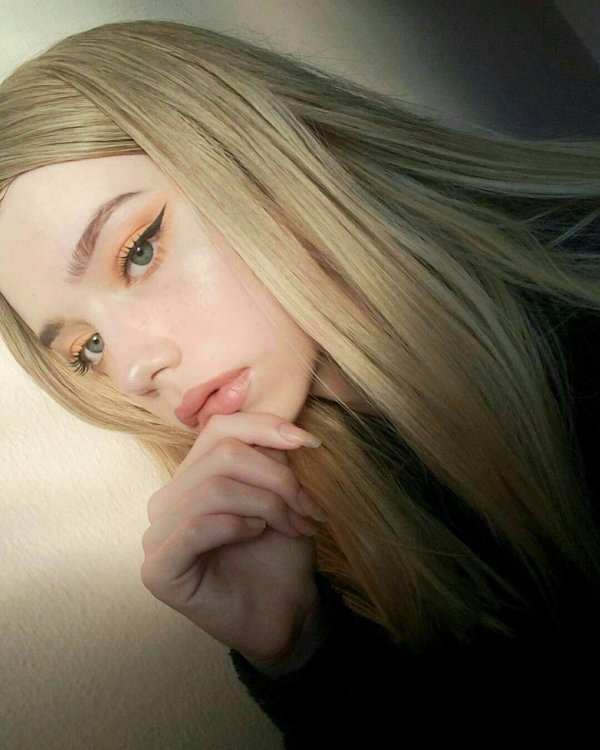 Девушка 16 летния