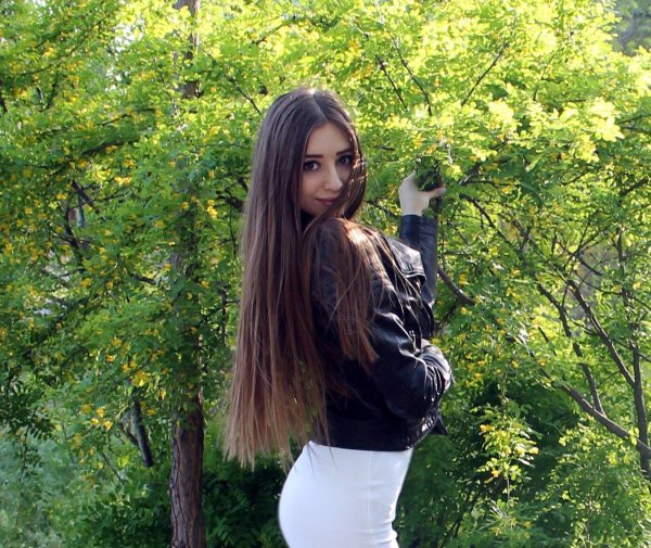 Девушка 16 летния