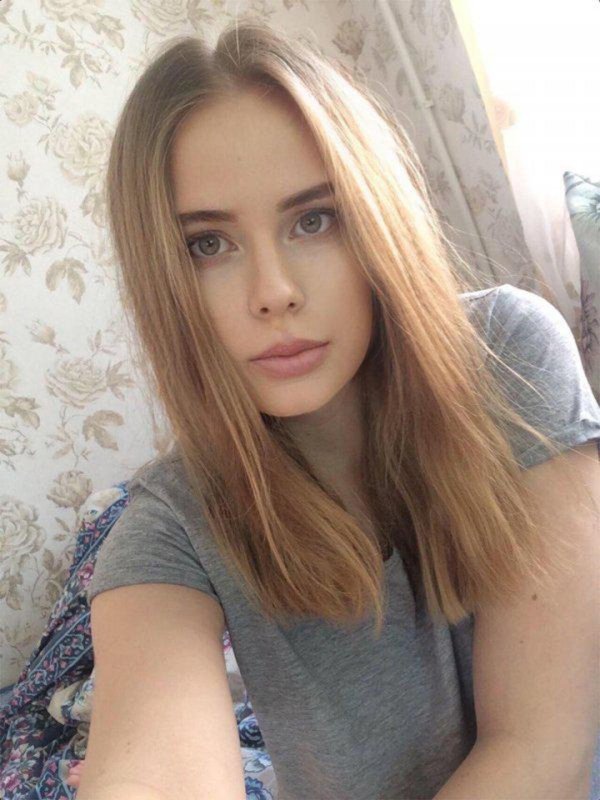 Девушка 16 летния
